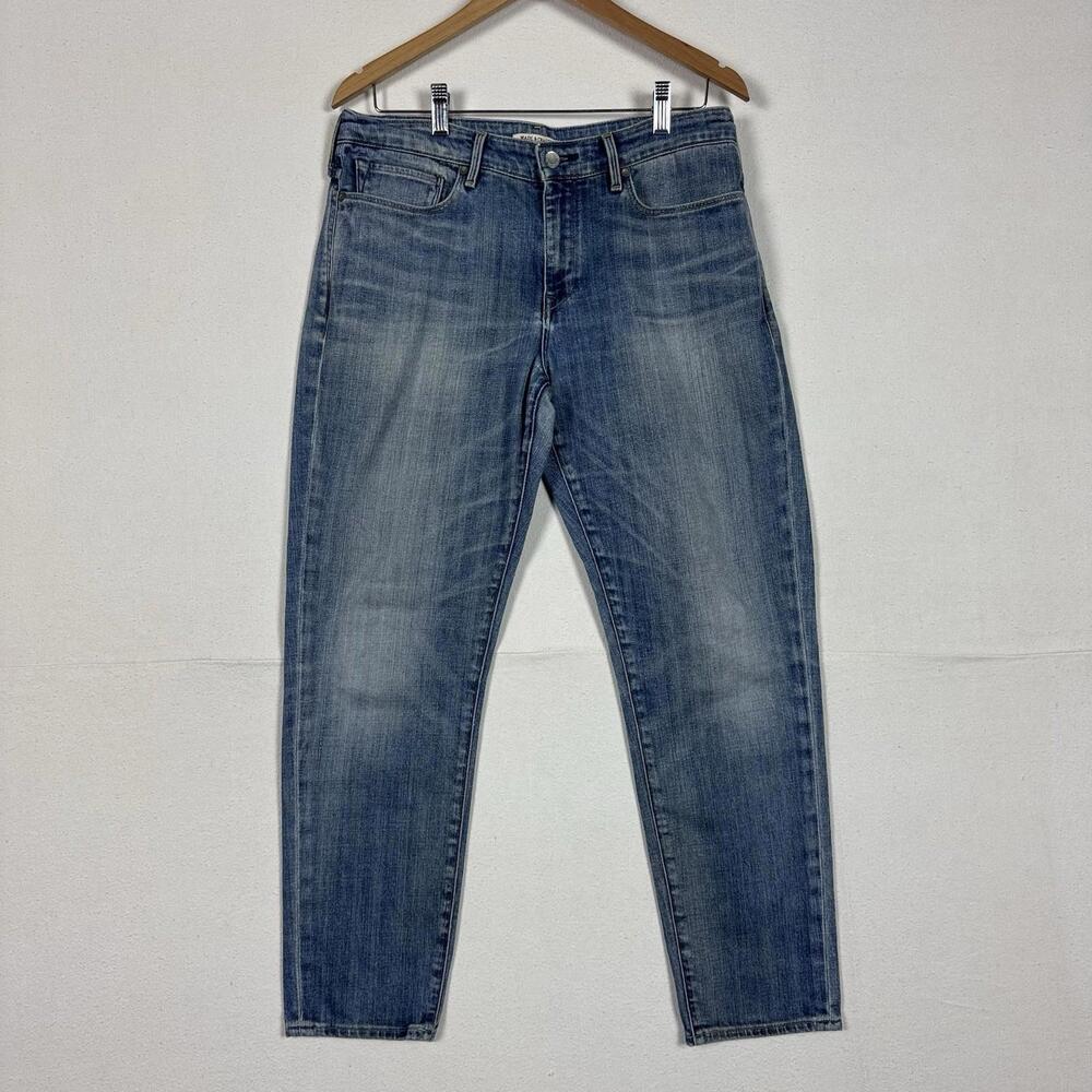 Made & Crafted Levi's Blue Medium Wash Marker Tapered Jeans‎ Women’s Size 28x32